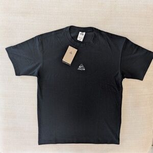 Nike NRG ACG Tee Shirt Mens Small Black Relaxed Short Sleeve Casual